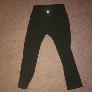 Size 6 fits Size 2 LuLuLemon Leggings For Sale!!